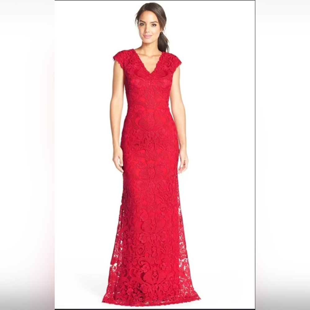 Tadashi Shoji Corded Embroidery V Neck Gown Women's 4 Red Tulle Cap Slee…